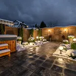 펜션 Rodzinny Stylowy Dom Z Jacuzzi 미엘노