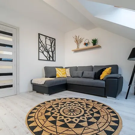 Rodzinny Stylowy Dom Z Jacuzzi Ferienhaus *