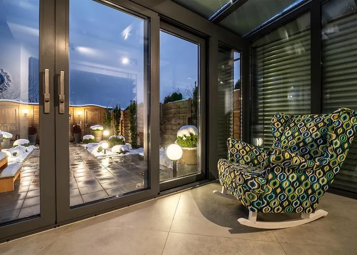 Сasa de vacaciones Rodzinny Stylowy Dom Z Jacuzzi