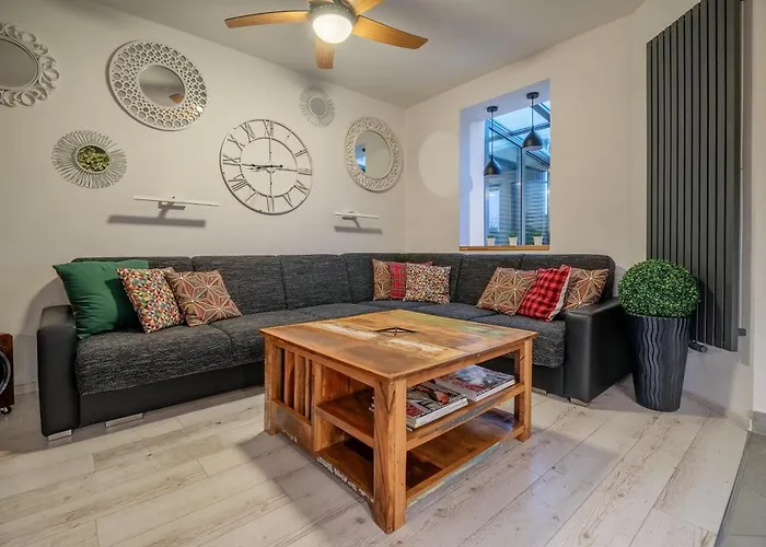 Rodzinny Stylowy Dom Z Jacuzzi Дом отдыха