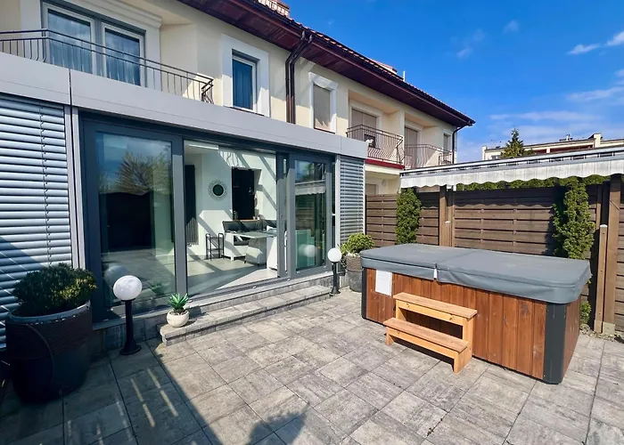 Сasa de vacaciones Rodzinny Stylowy Dom Z Jacuzzi Mielno (Koszalin)