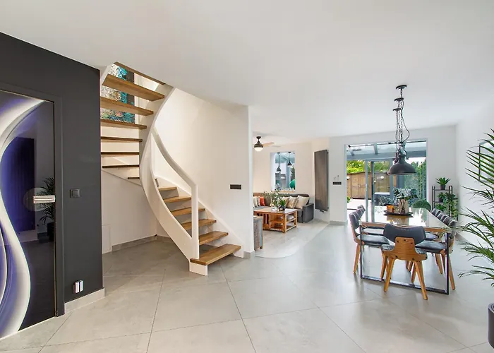 Сasa de vacaciones Rodzinny Stylowy Dom Z Jacuzzi Mielno (Koszalin)